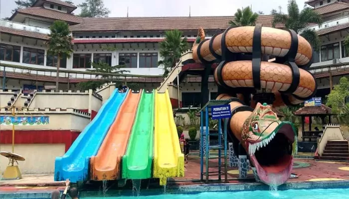 Ilustrasi Waterboom Fiberglass